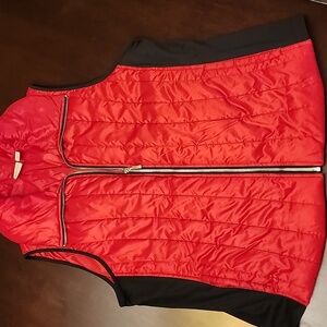 Chicos Zenergy Red Satin Vest Black details Size 2 (Large)